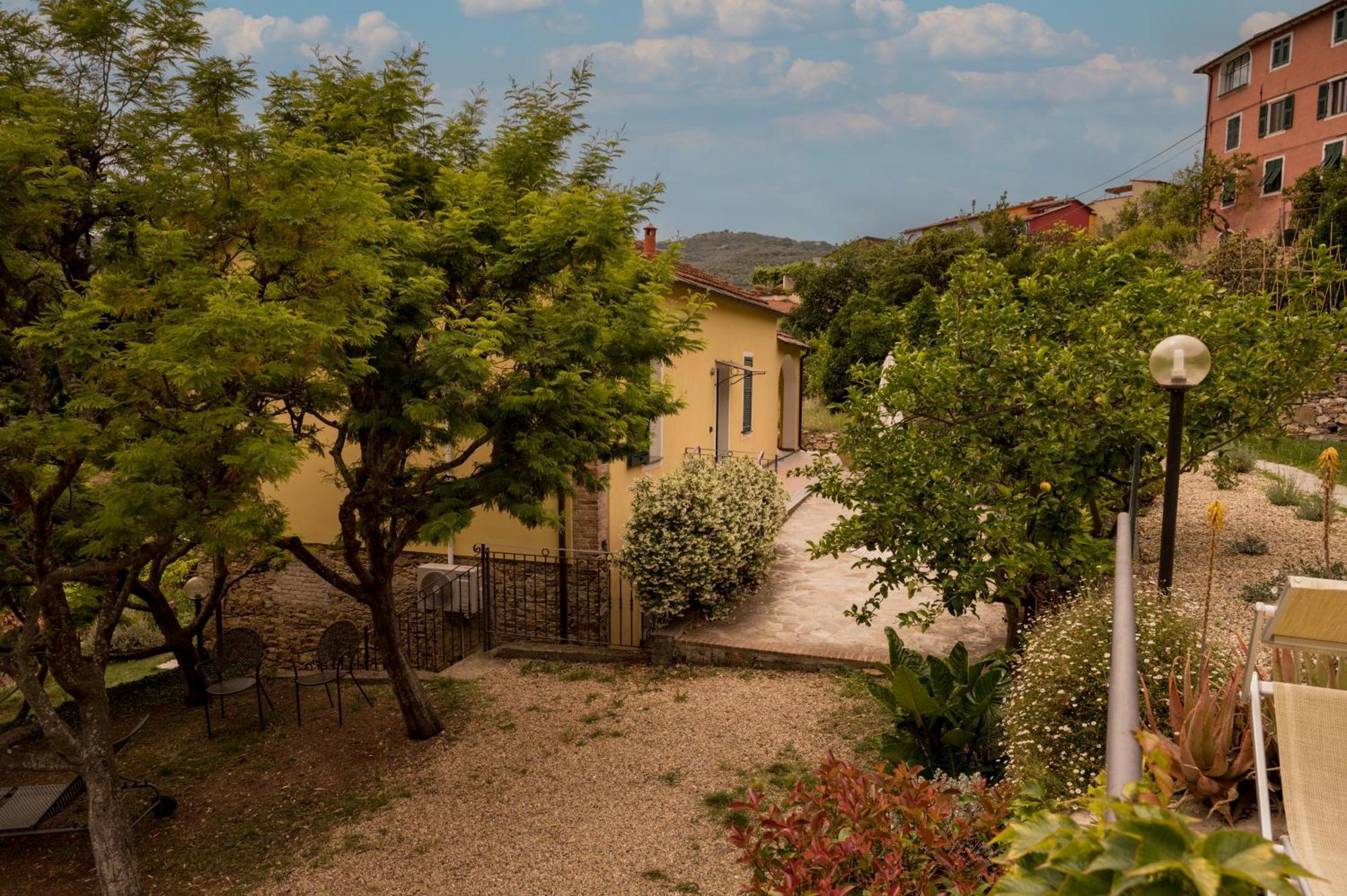 Agriturismo San Michele Di Danio Giovanni Dolcedo Exteriör bild